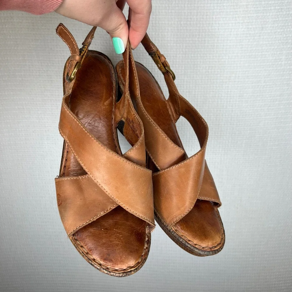 Born Tan Leather Crisscross Wedge Slingback Sandals Womens 9M F01706 CCA16